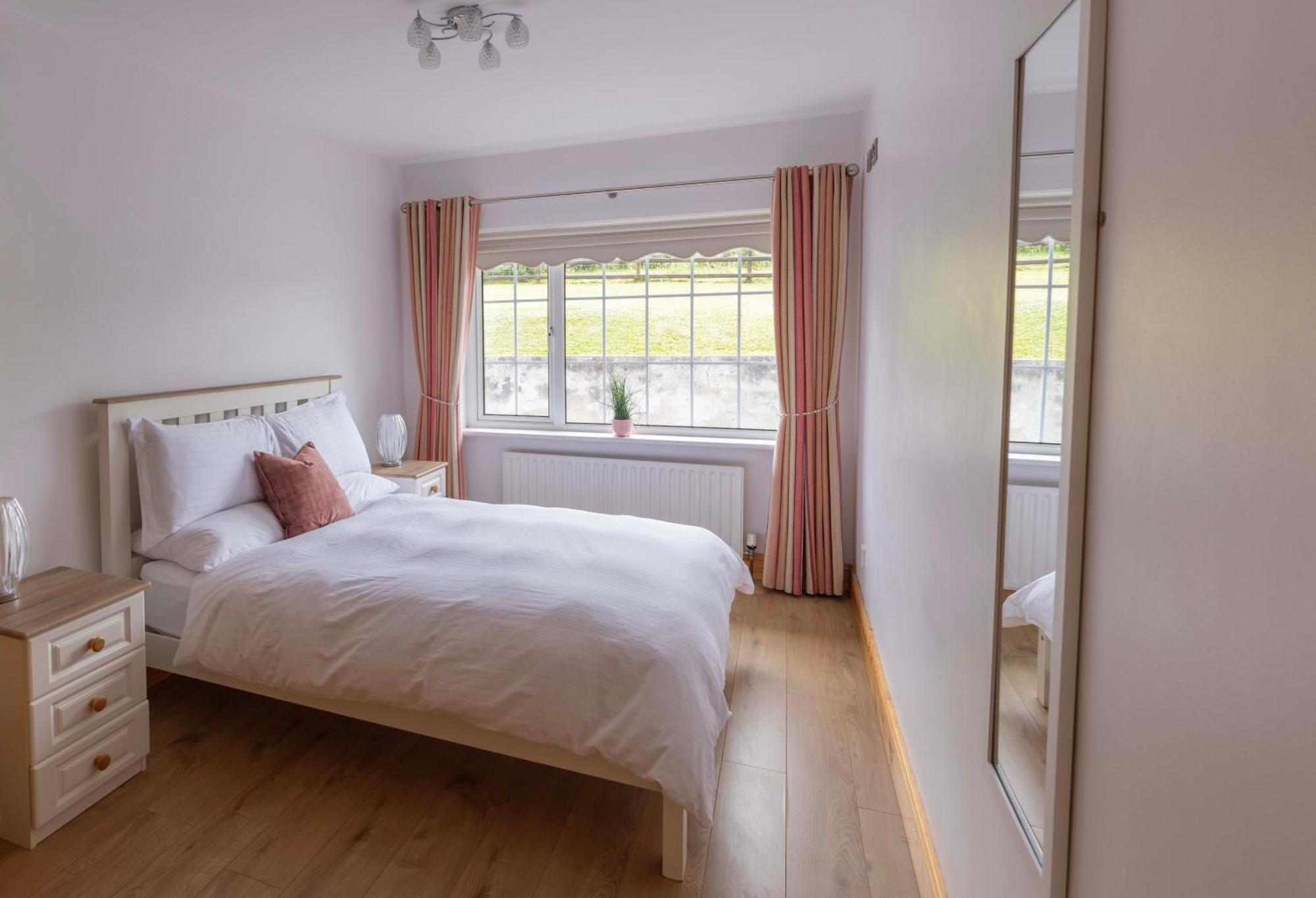 Apartamento Mountain Nest At The Foot Of Slieve Gullion Cloghoge Exterior foto