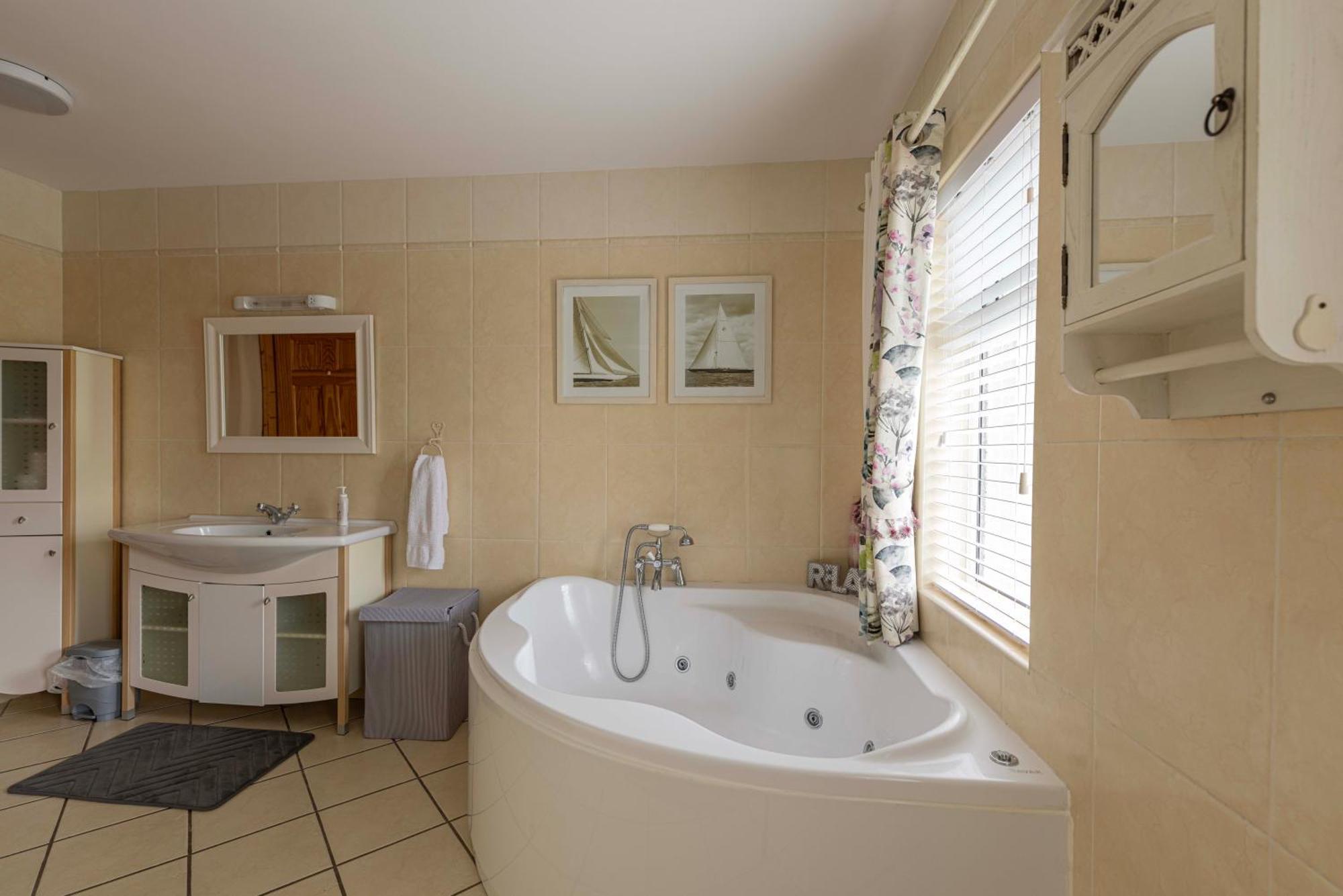 Apartamento Mountain Nest At The Foot Of Slieve Gullion Cloghoge Exterior foto