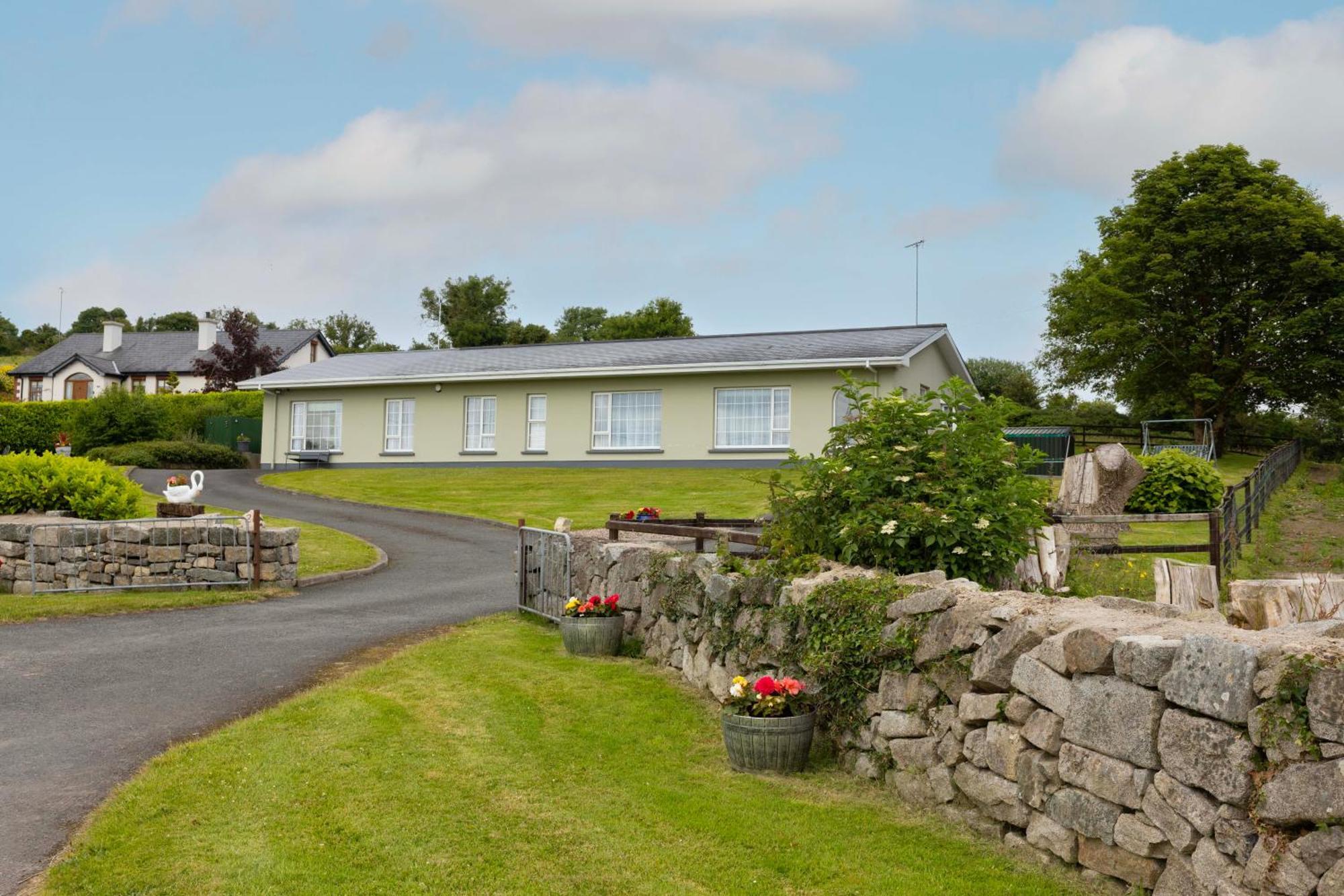 Apartamento Mountain Nest At The Foot Of Slieve Gullion Cloghoge Exterior foto